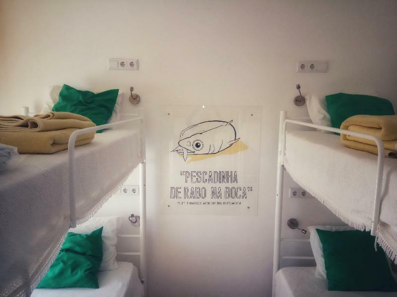 Racing Mackerel Hostel Lagos Eksteriør bilde
